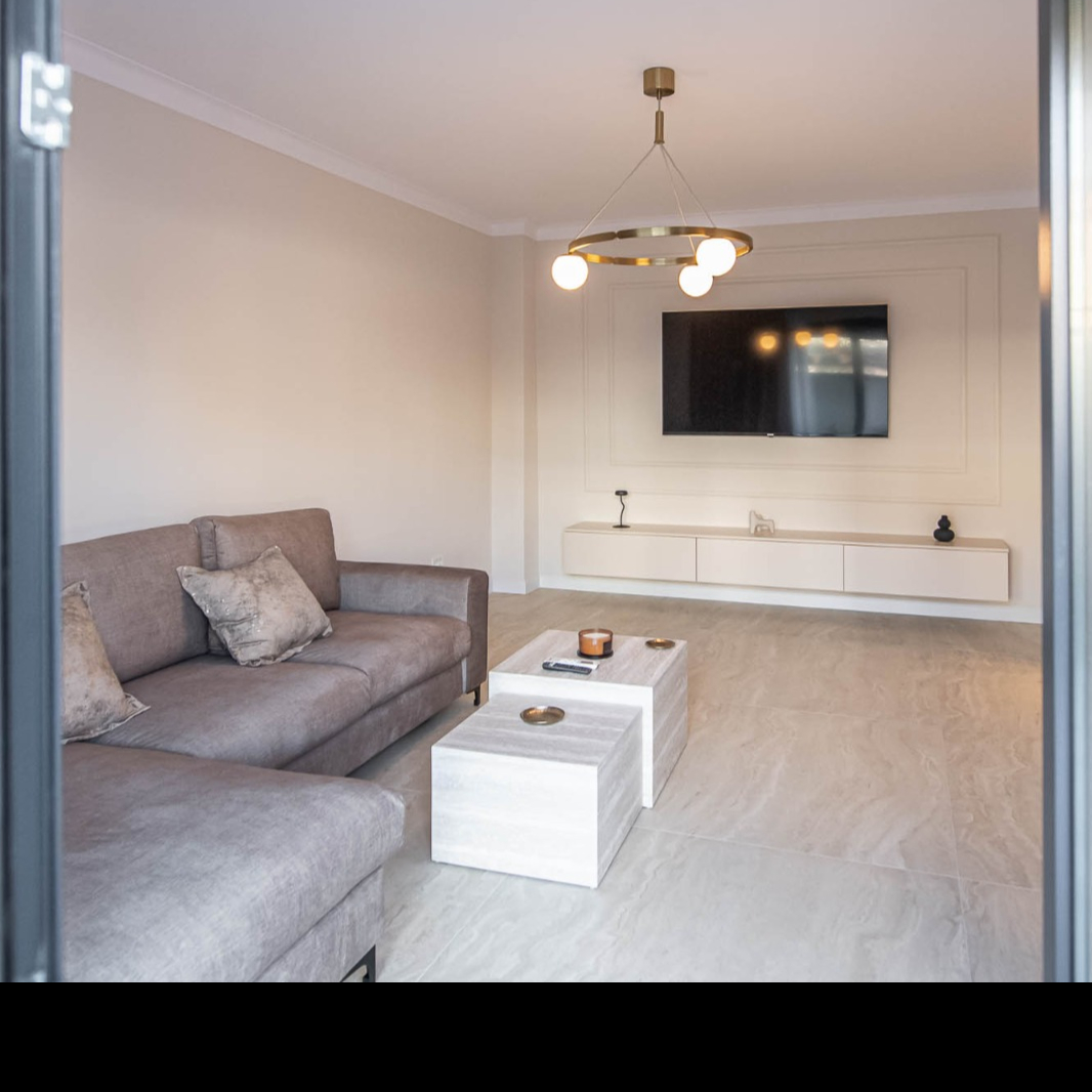 KR_Apartament_regim_hotelier_timisoara_living_C2_AP2-elementor-io-optimized
